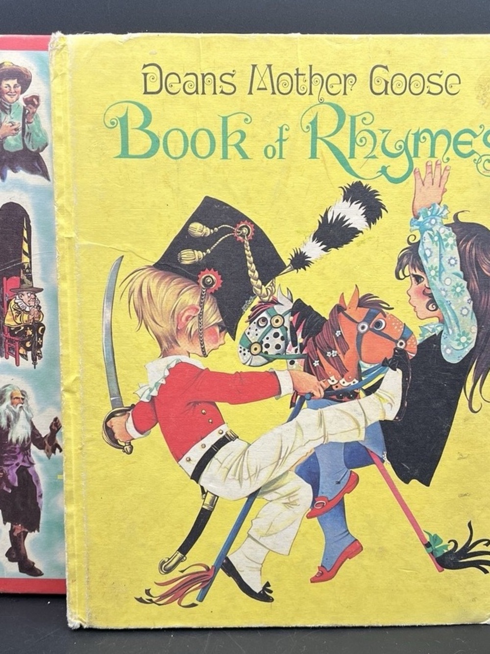Mother Goose Book of Rhymes - Yellow Illustrated Cover